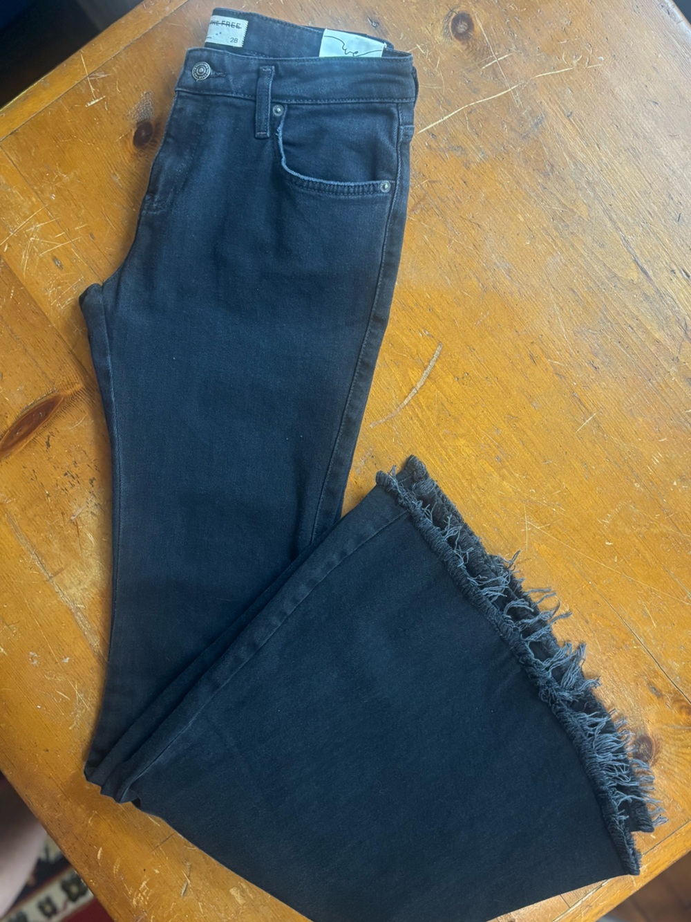 We The Free Emrie Flare Jeans Black High Rise Raw Hem Stretch Boho Festival 28 - Picture 12 of 16